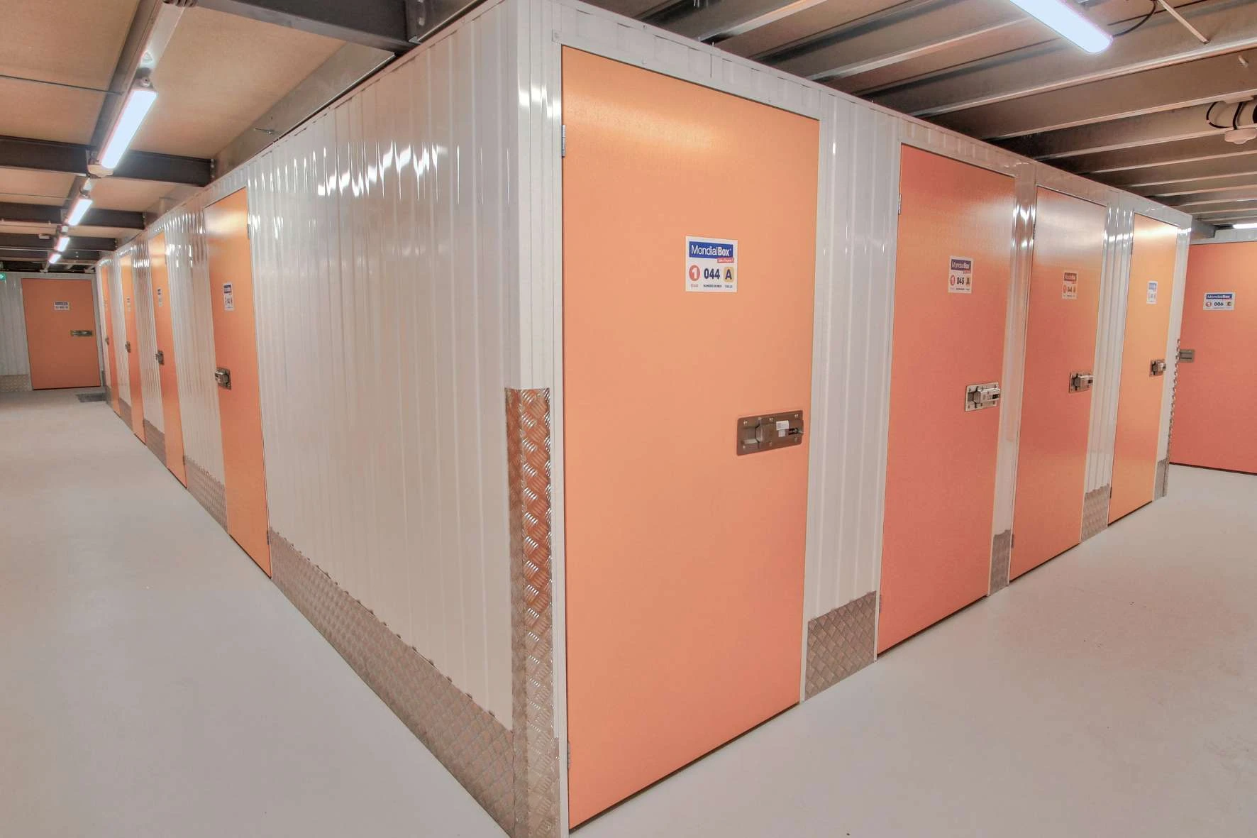 garde-meuble-angers-est-9