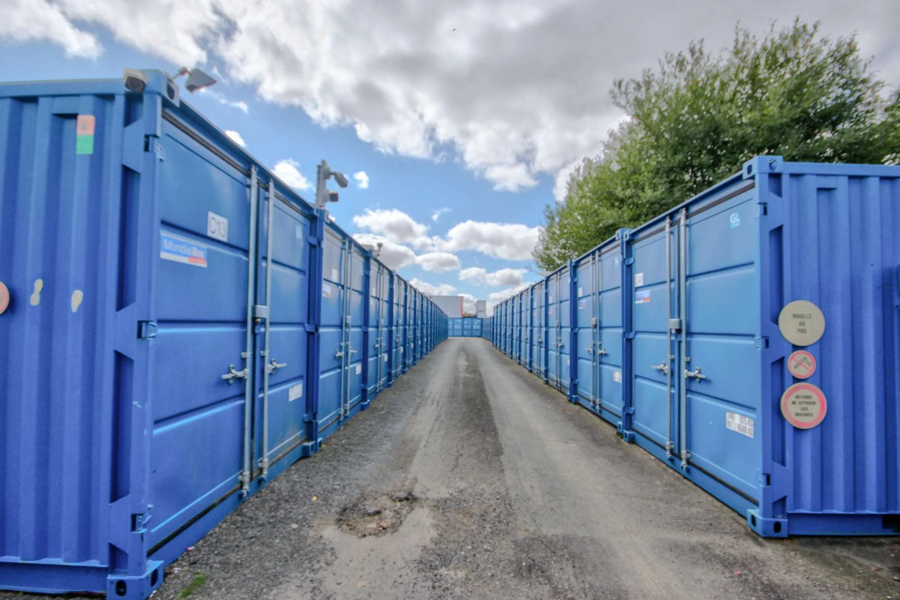 garde-meuble-nantes-atlantis1